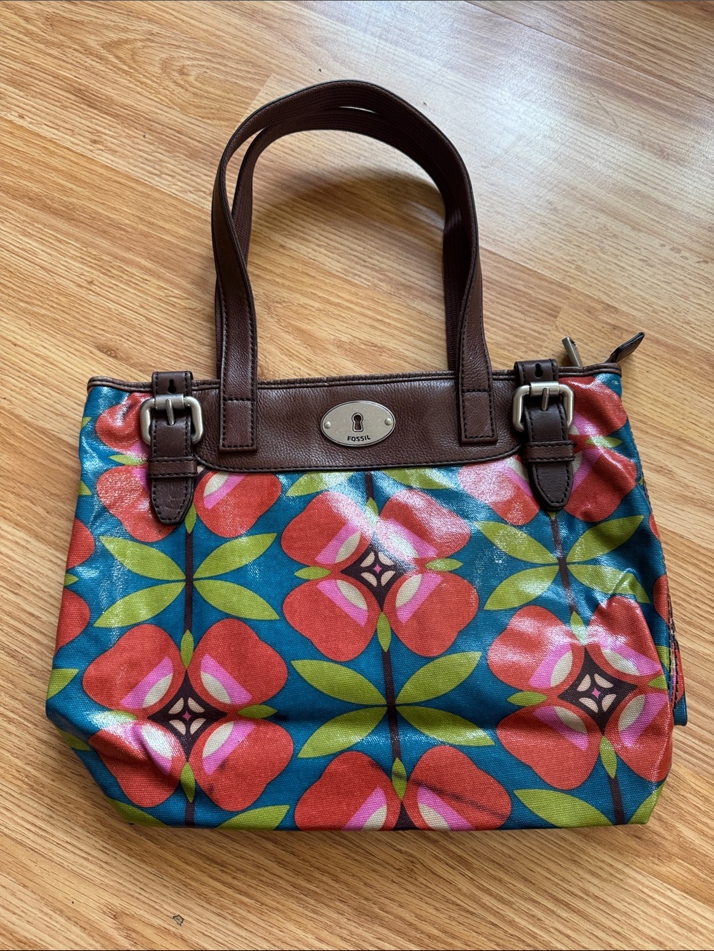 Fossil Multicolor Floral Canvas Tote with Brown Trim 🔅